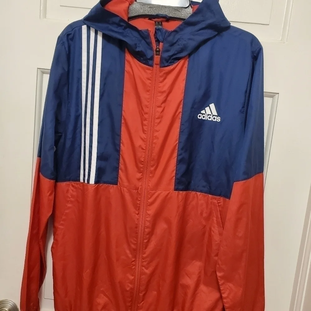 Adidas Navy & Red Lightweight Windbreaker Size Small, athlesiure,  Athletic wear